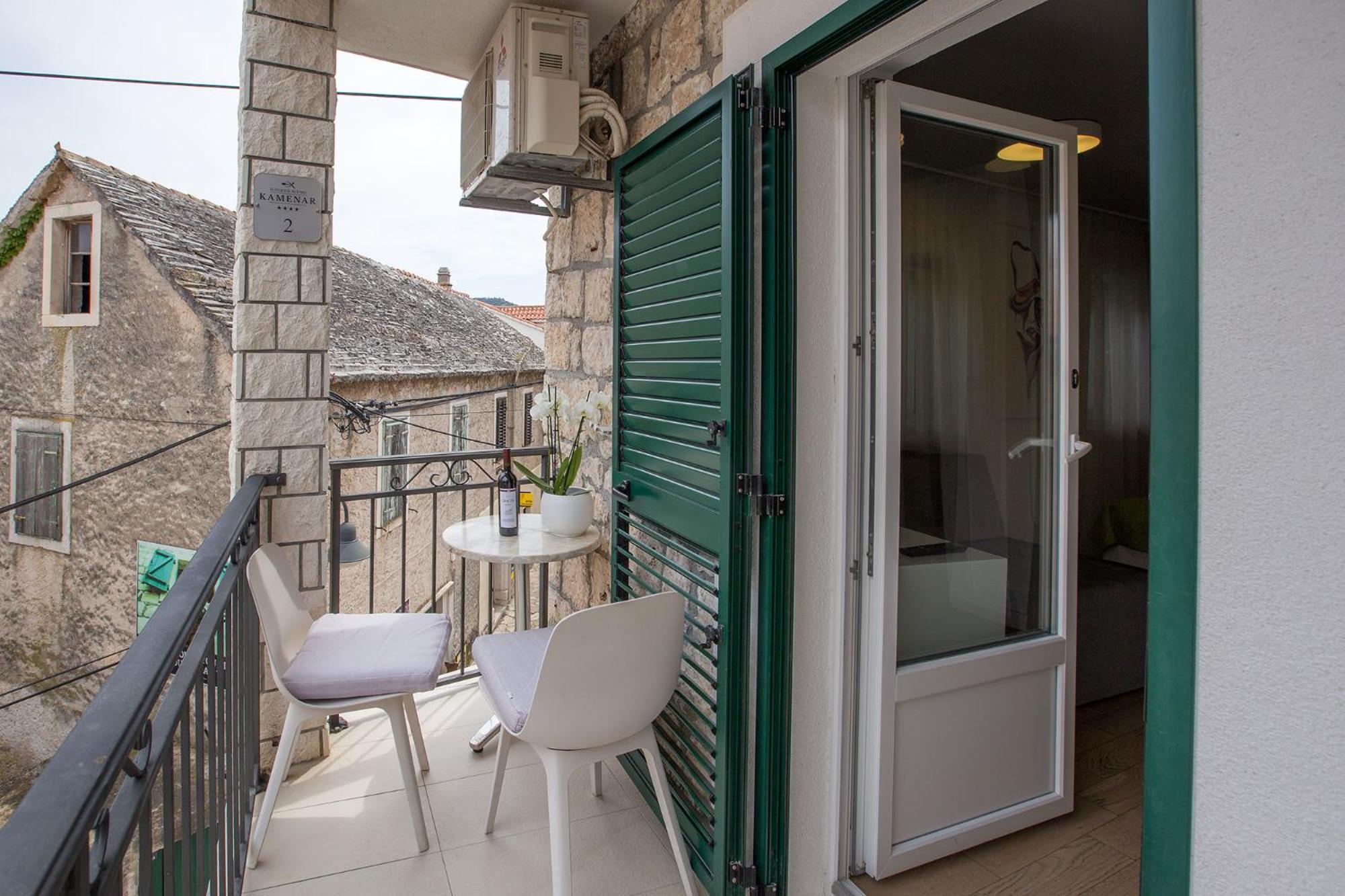 Pansion Kamenar 2 Hotell Primošten Eksteriør bilde